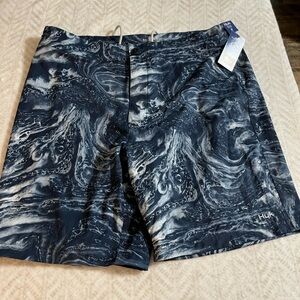 Huk Marble Pattern Shorts 38